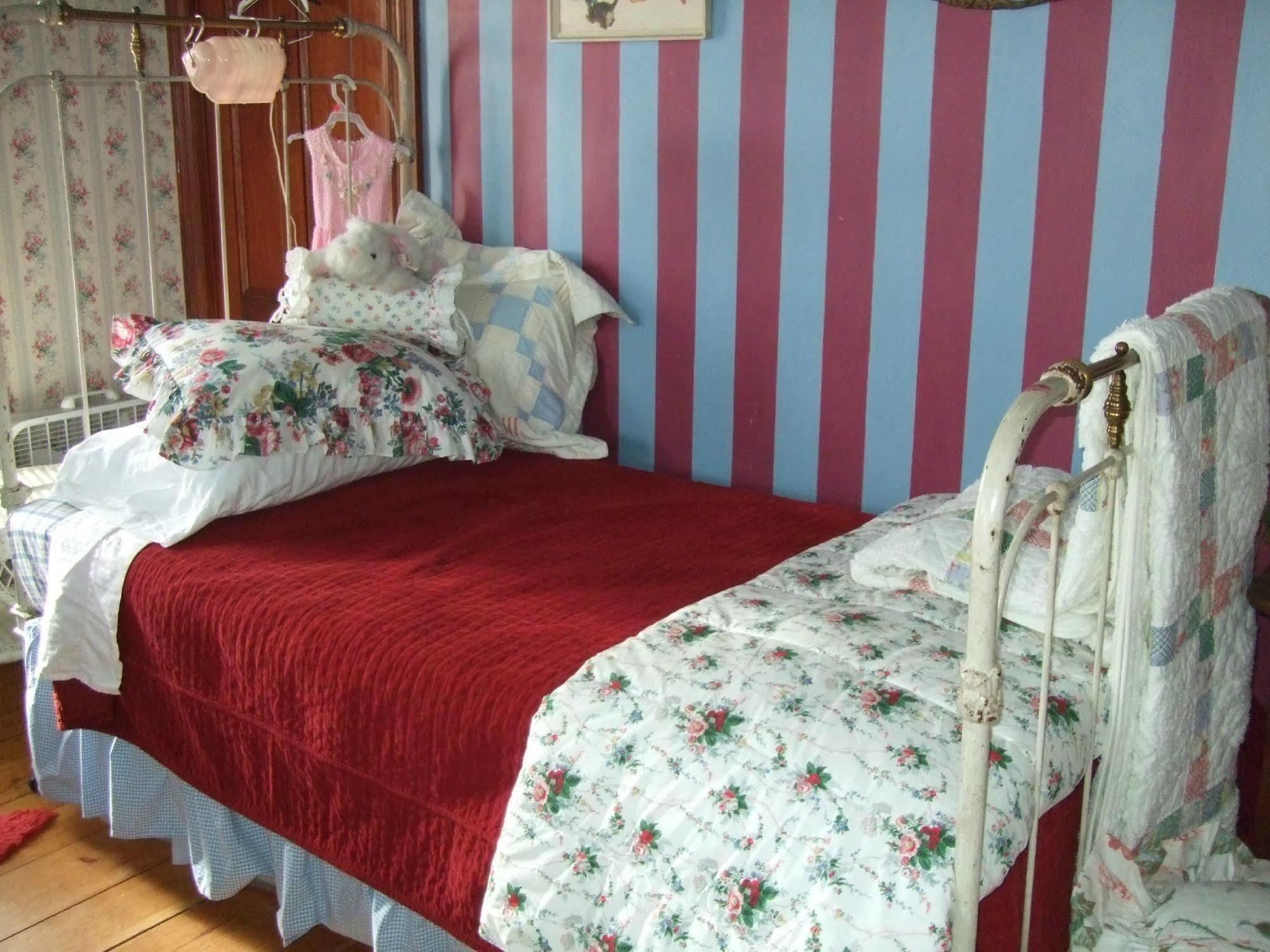 Enchanted Nights Bed & Bath Kittery Exterior foto