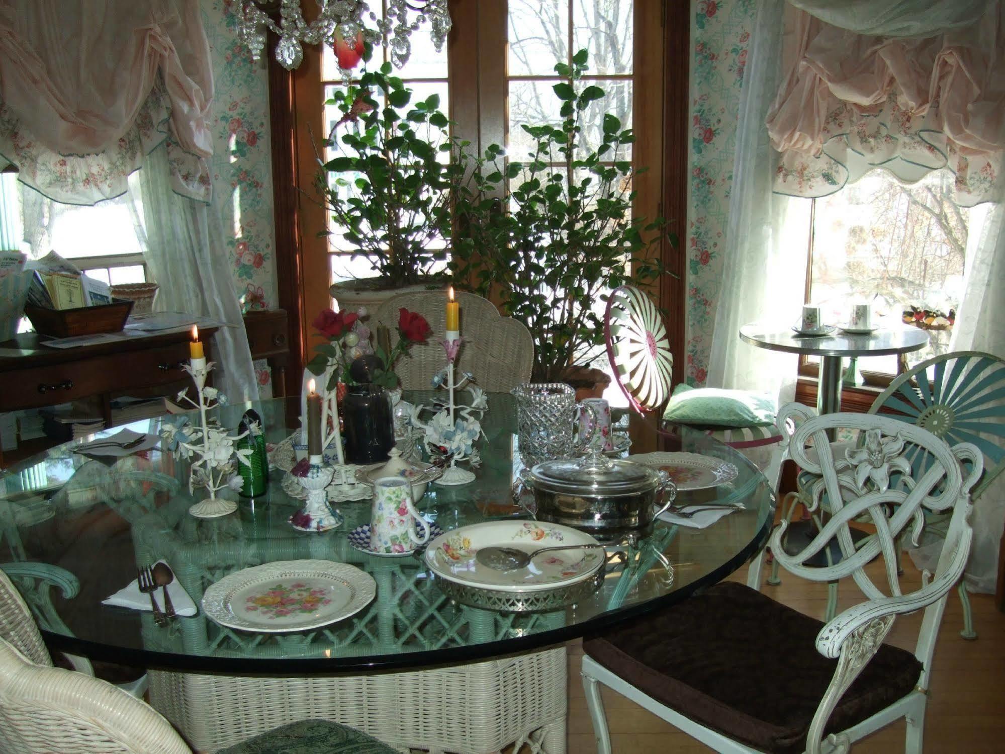 Enchanted Nights Bed & Bath Kittery Exterior foto